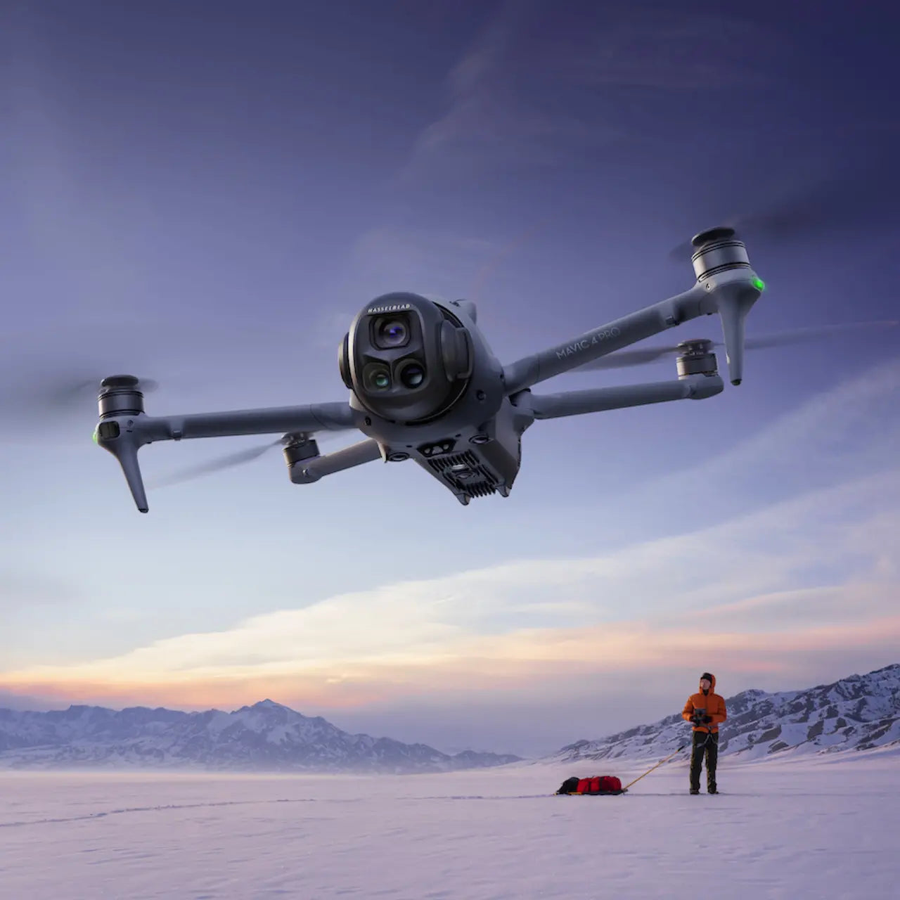 مجموعة DJI Mavic 4 Pro Creator بسعة 512 جيجابايت (DJI RC Pro 2)